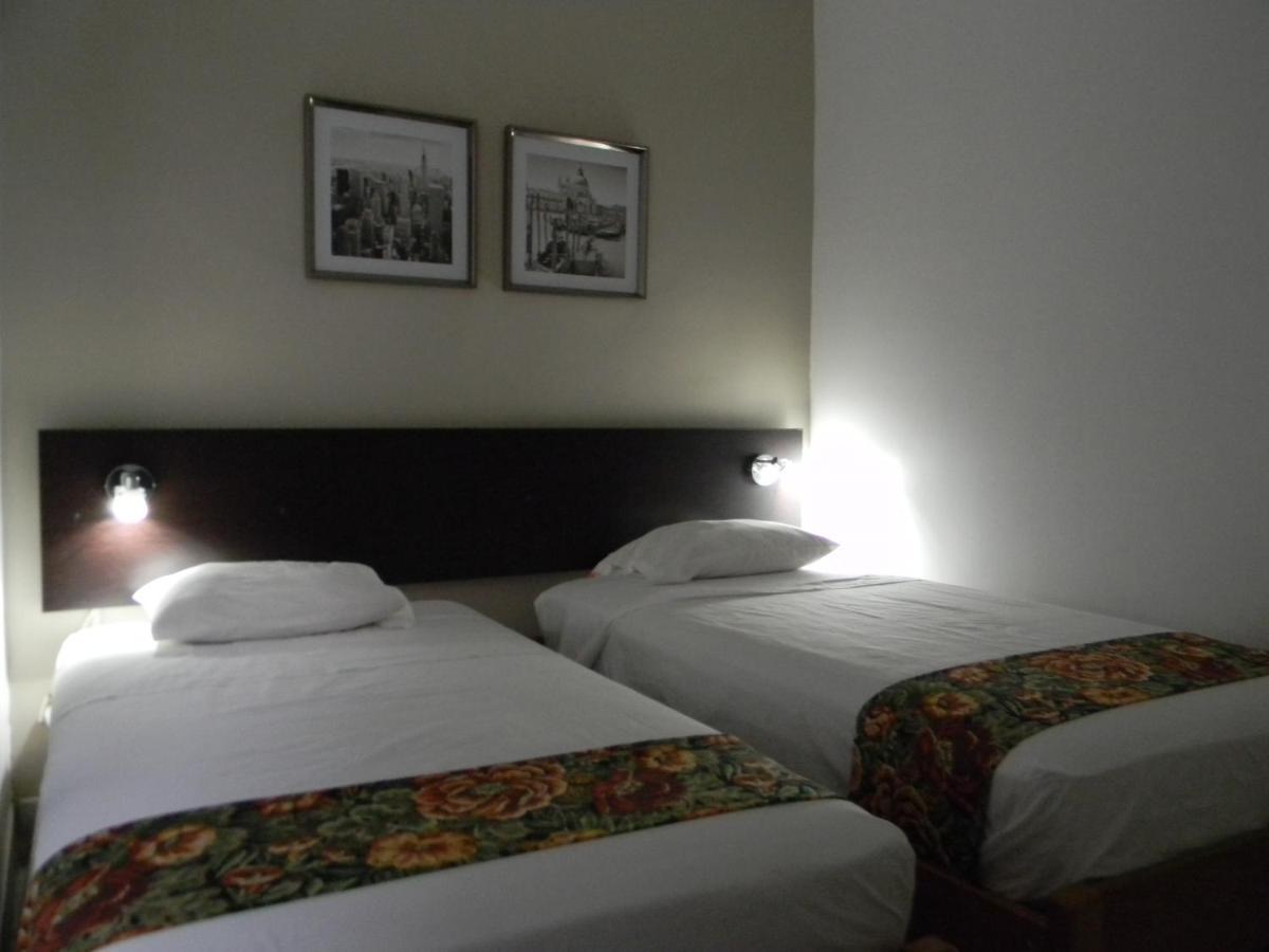 Hostal "Centrika" تارابوتو المظهر الخارجي الصورة