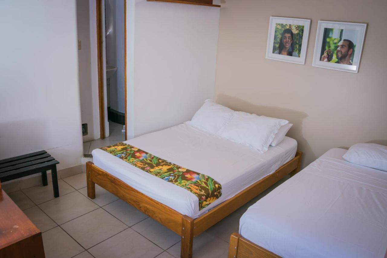 Hostal "Centrika" تارابوتو المظهر الخارجي الصورة