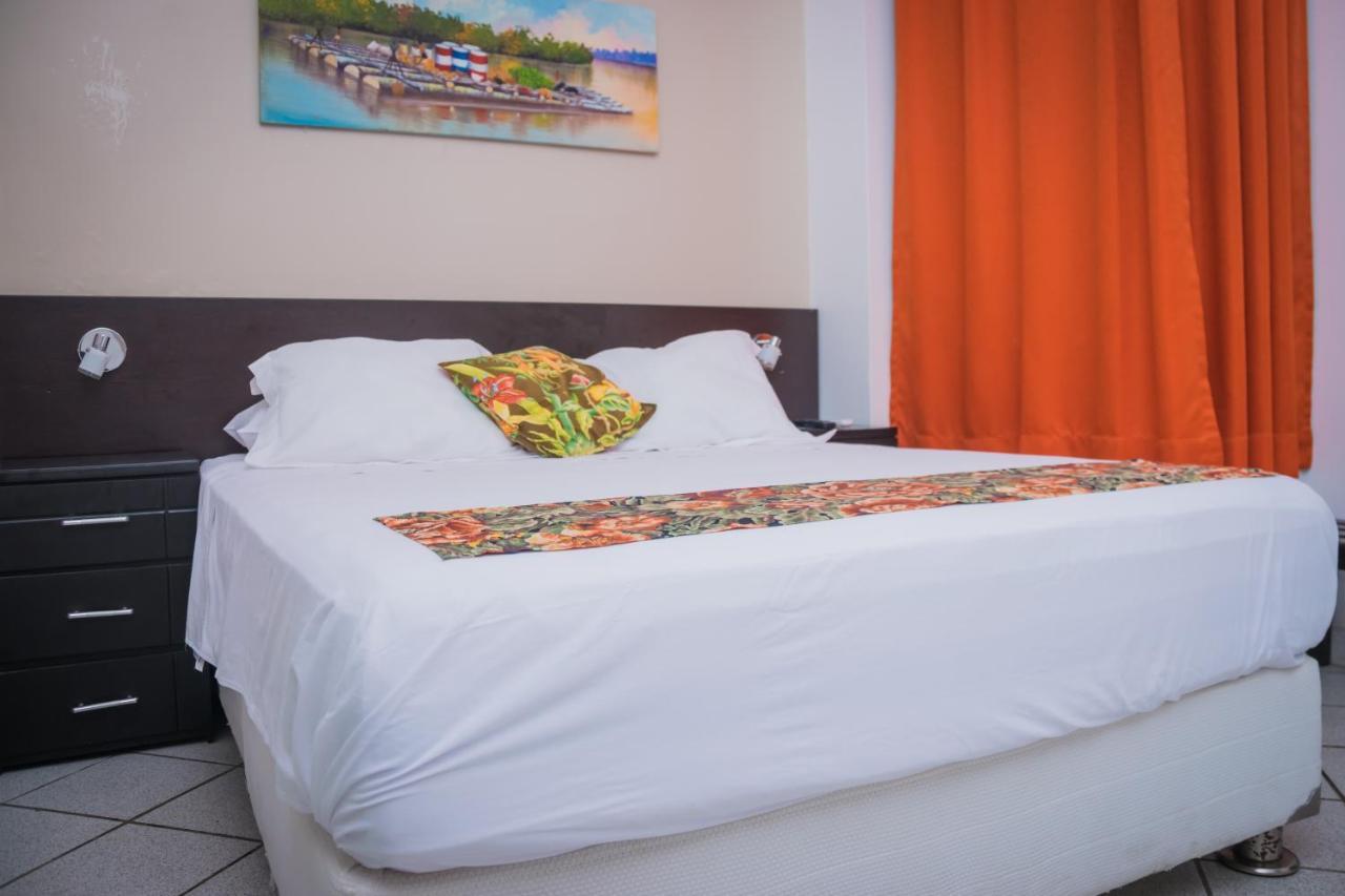 Hostal "Centrika" تارابوتو المظهر الخارجي الصورة