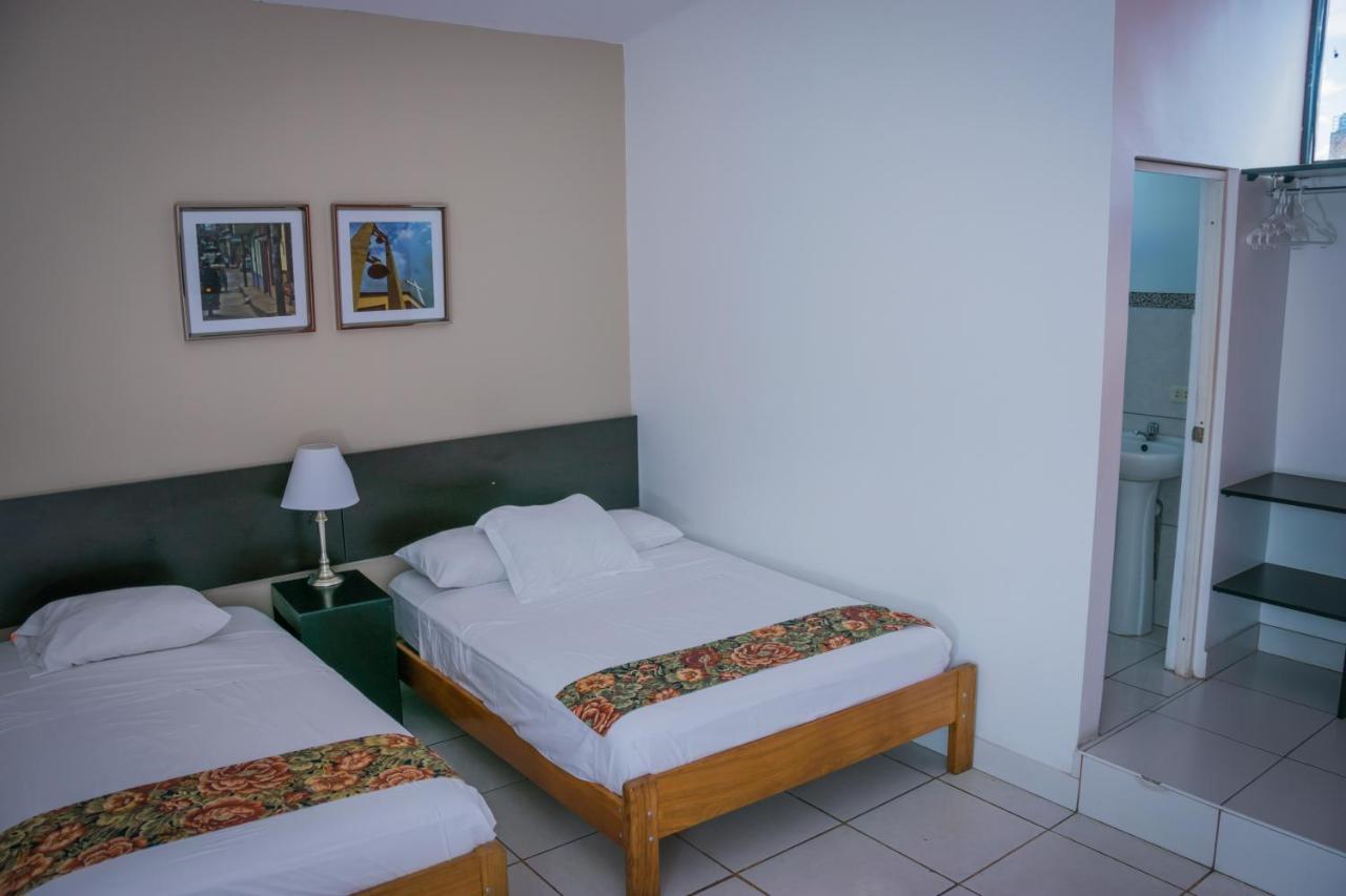 Hostal "Centrika" تارابوتو المظهر الخارجي الصورة