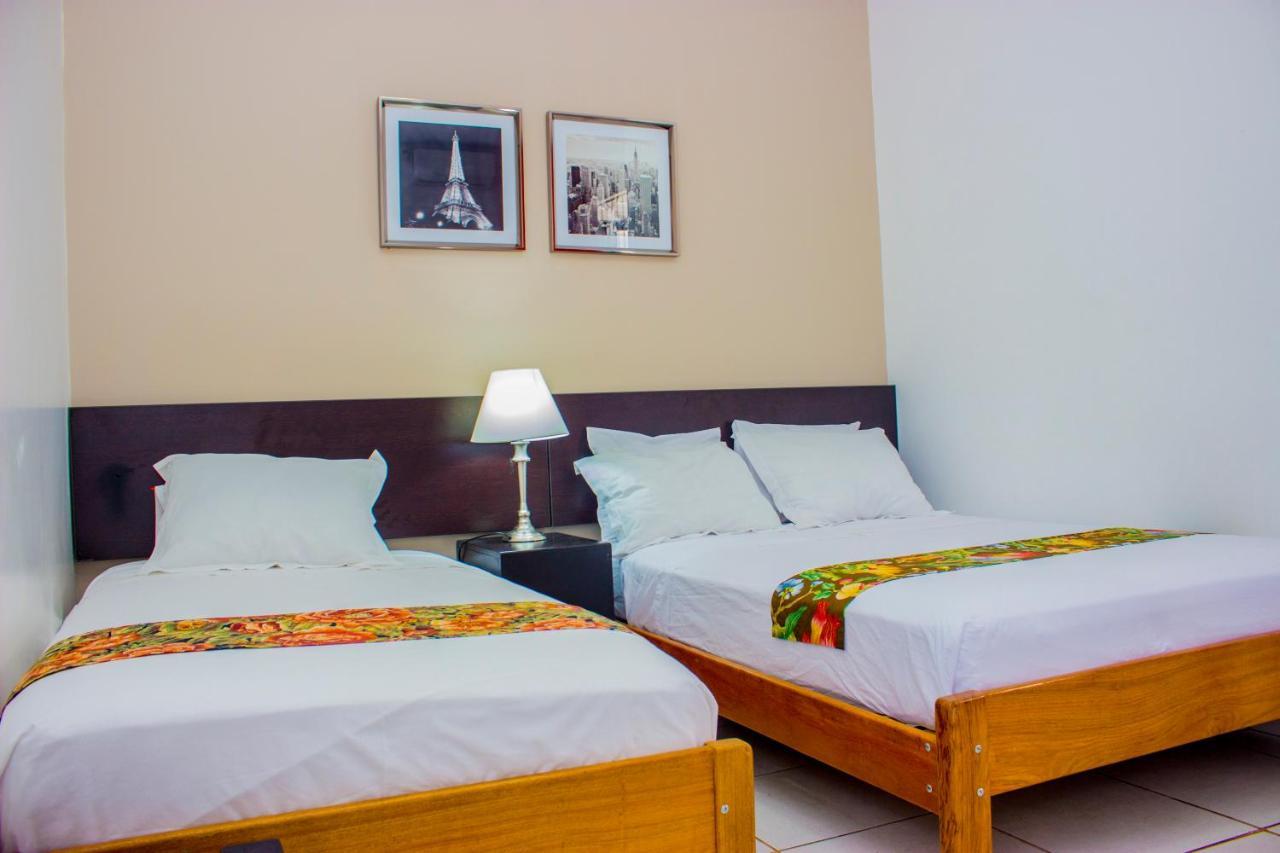 Hostal "Centrika" تارابوتو المظهر الخارجي الصورة