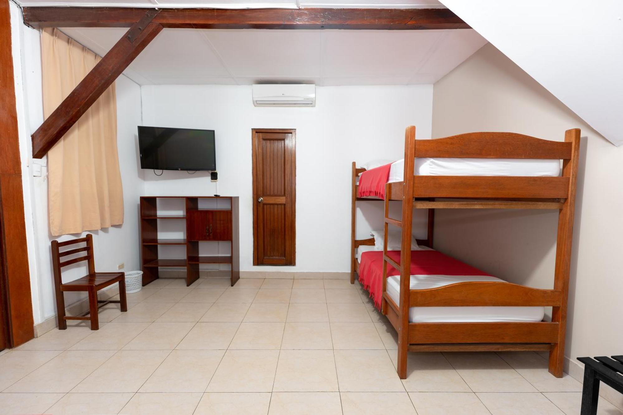 Hostal "Centrika" تارابوتو المظهر الخارجي الصورة